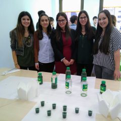 CINCO JÓVENES RECIÉN GRADUADAS CREAN UNA INNOVADORA BEBIDA FUNCIONAL